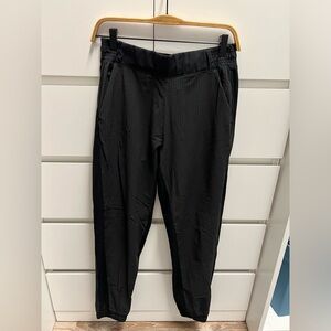 Athleta textured Brooklyn jogger - 6